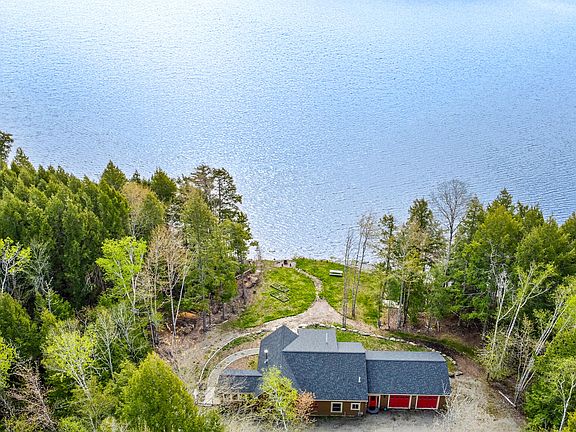 2nd image of 1095 Mariaville Road
