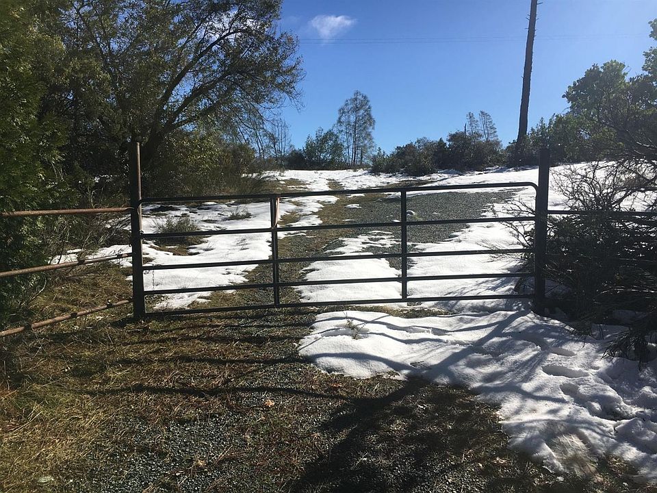 2nd image of 3881 Bear Creek Rd