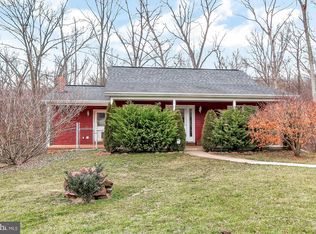 1960 Jug Rd, Dover, PA 17315