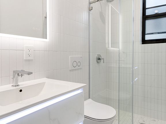 5th image of 15 Wyckoff St APT 16
