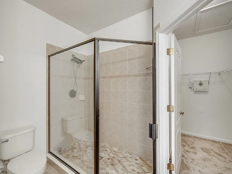733 Ventura Dr — Photo 22
