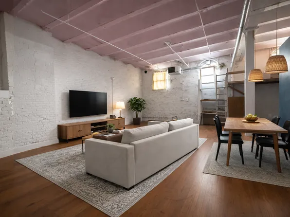 28 Locust Street image 1 of 11