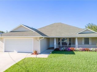 129 Joy Haven Dr, Sebastian, FL 32958
