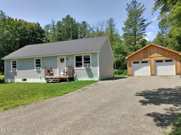 93 Crystal St, Lenox, MA 01240