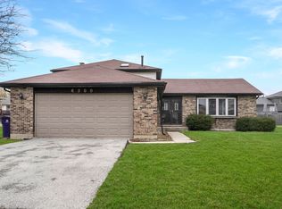 6200 Marsh Ln, Matteson, IL 60443