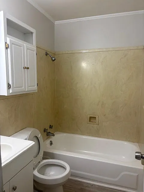 2 bed, 1040 sqft, $1,500 — Photo 4