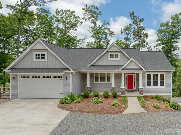 174 Cairens Ridge Dr, Mills River, NC 28759