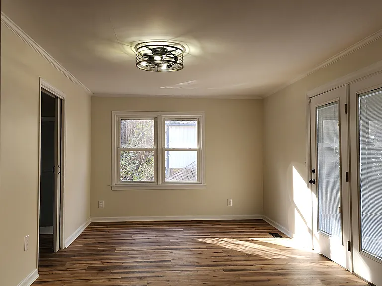 93 Deepwater Ave — Photo 11