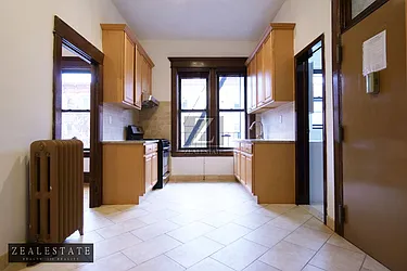 Rented by ZealEstate Group Inc