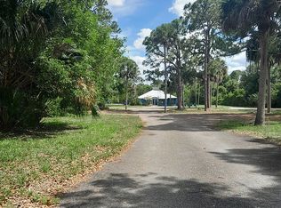 925 Macco Rd, Cocoa, FL 32927