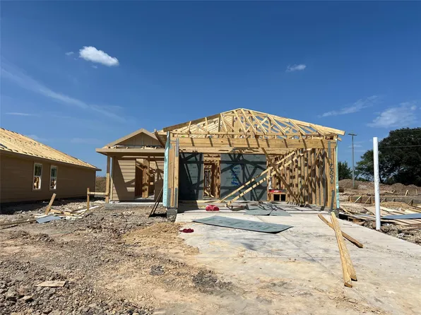1208 Hickory Grove St, Brenham, TX 77833