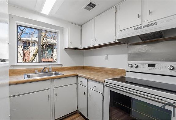 4th image of 8030 Ditman St APT 40