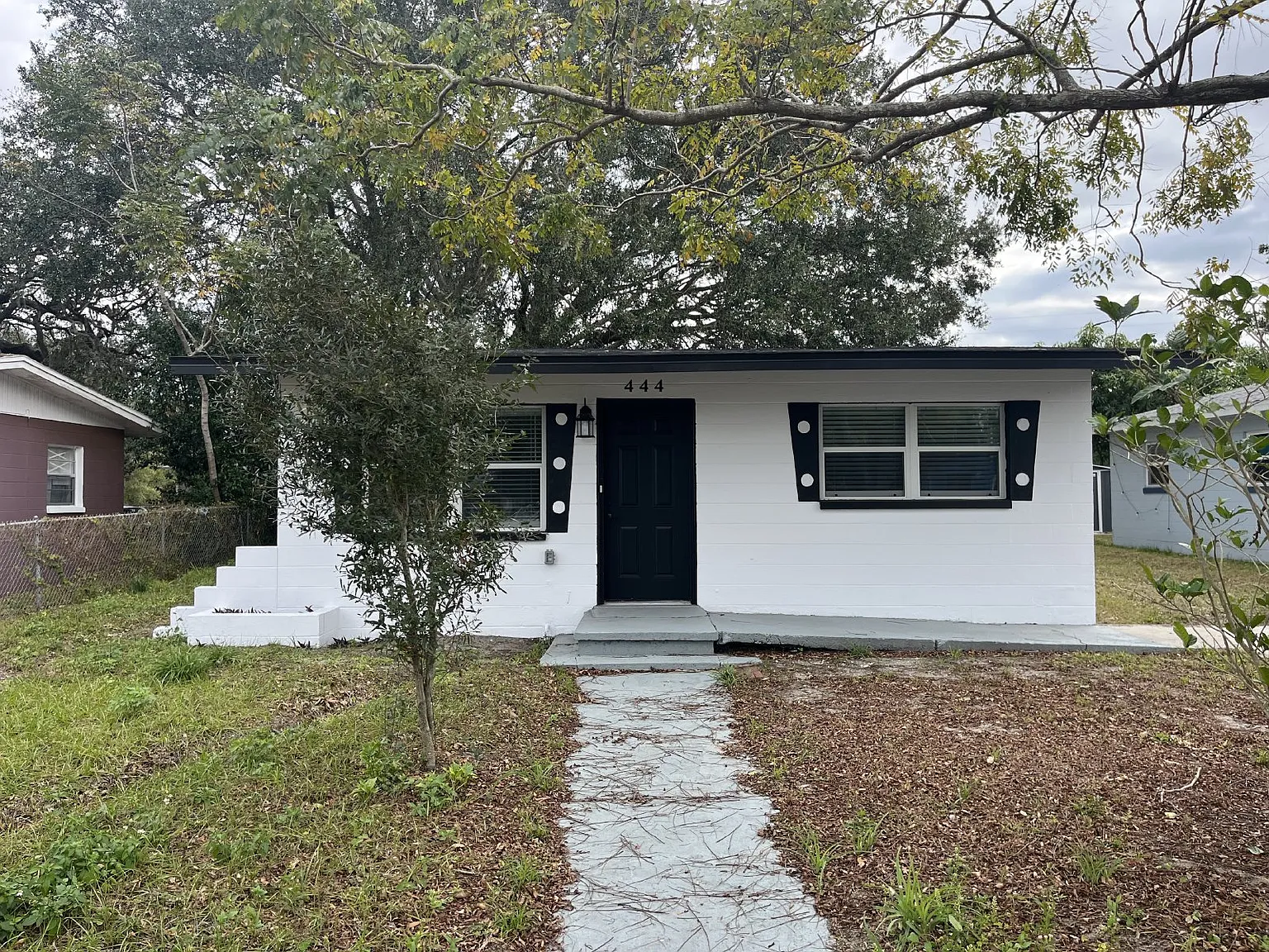 2 bed, 1.0 bath, 647 sqft, $1,225 — Photo 2