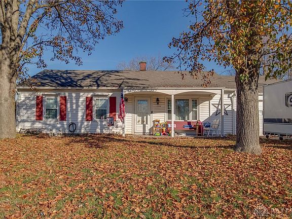 3rd image of 1144 Garnoa Dr
