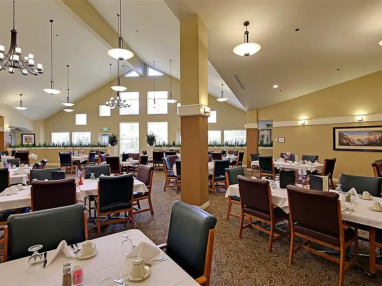 Windsor Square Retirement Community — Photo 23