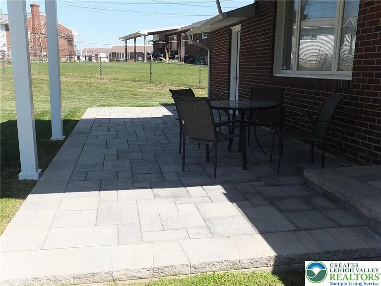 1264 California Ave — Photo 36