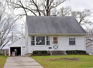 721 33rd St NE, Cedar Rapids, IA 52402