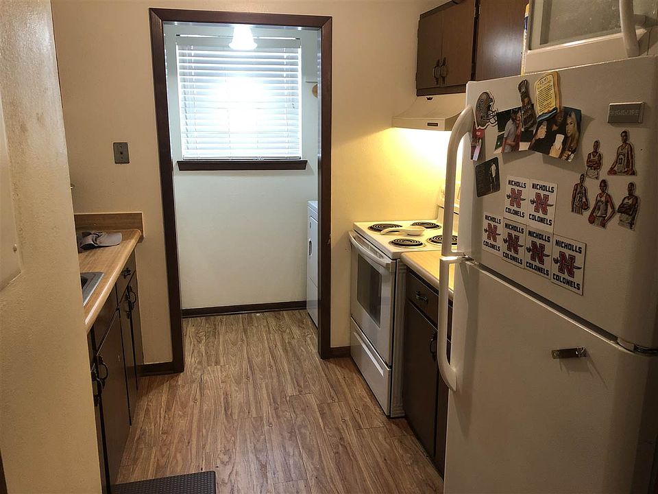 2nd image of 1110 Audubon Ave APT 13