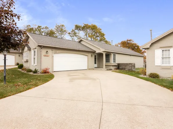 1100 Hemingway Ln #14, Traverse City, MI 49686