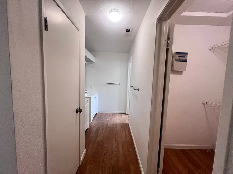 41 Jacklin Cir — Photo 46