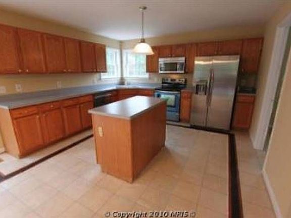 5th image of 9148 Hannah Dustin Ln
