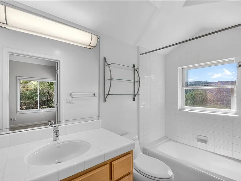 125 Wood Rd — Photo 12