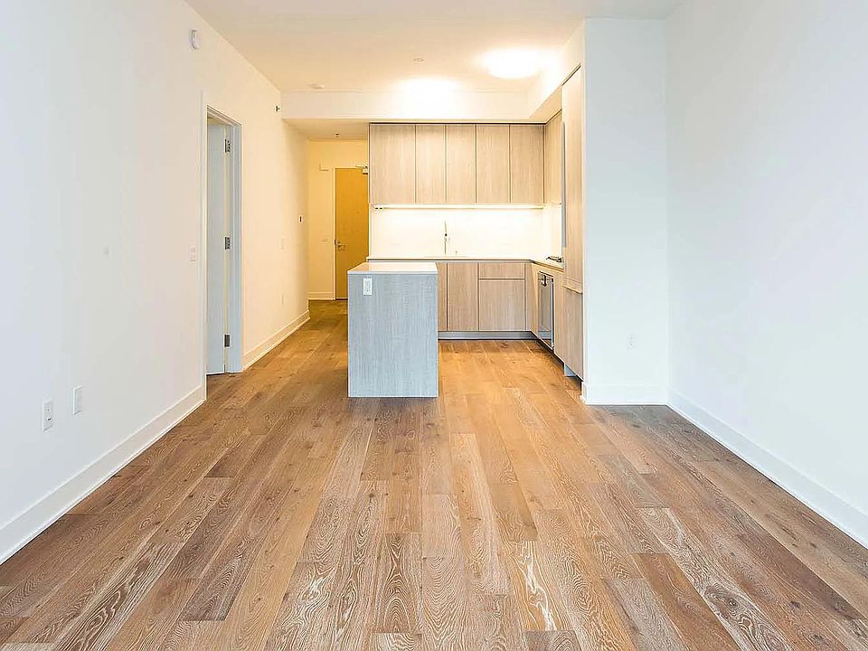 1st image of 333 Beale St APT 7I