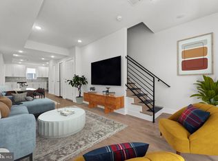 2033 N 9th St, Philadelphia, PA 19122