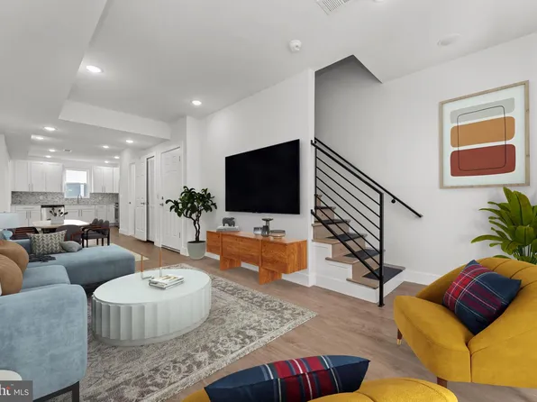 2033 N 9th St, Philadelphia, PA 19122