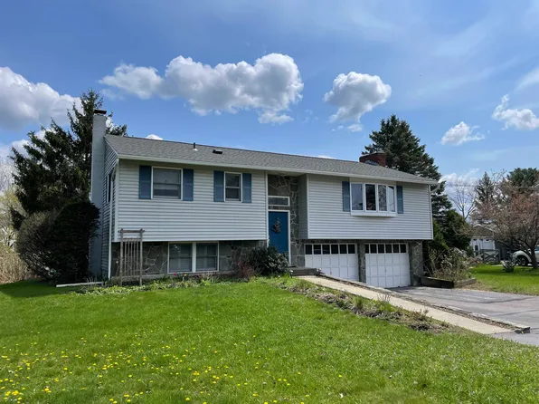 72 Al Shir Road, Colchester, VT 05446