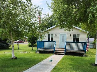 1045 Nevada St, Gooding, ID 83330