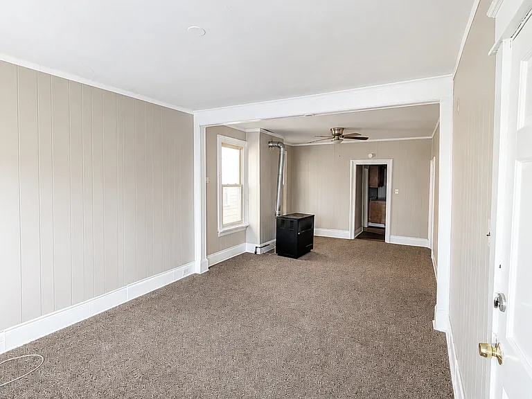 352 4th Ave #1 — Photo 7