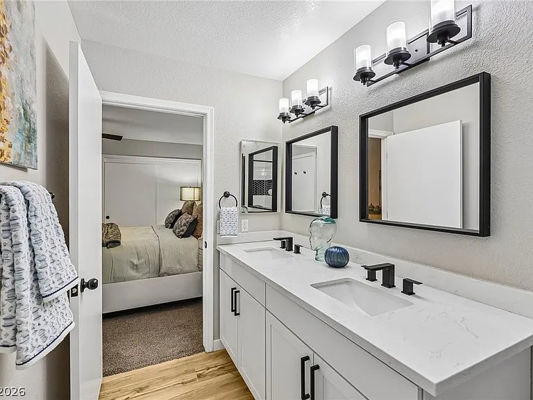 8701 Prairie Hill Dr — Photo 28