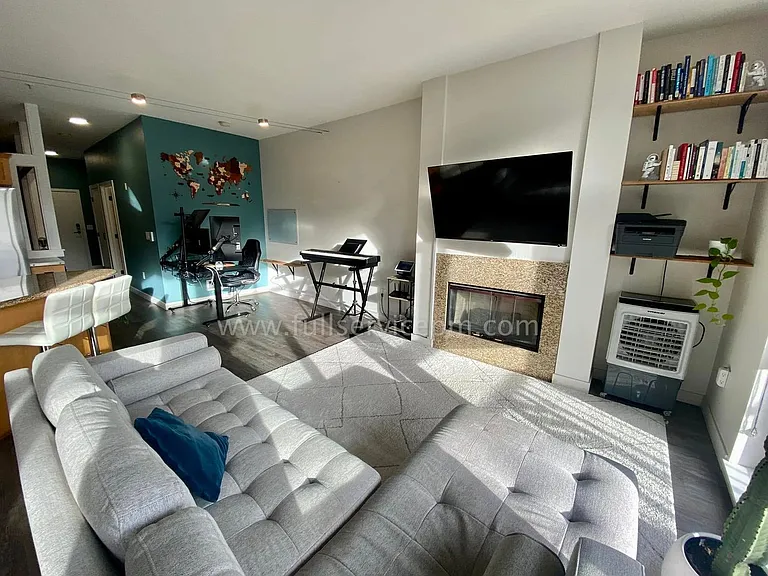 303 E Pike St #605 — Photo 4