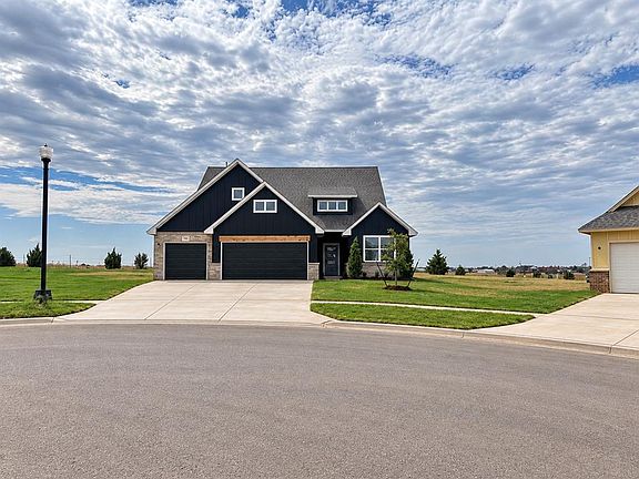 3rd image of 1063 Copper Ridge Cir