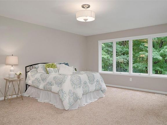 2nd image of 15 Hillsboro Dr