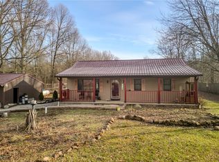 642 Horning Rd, Atwater, OH 44201