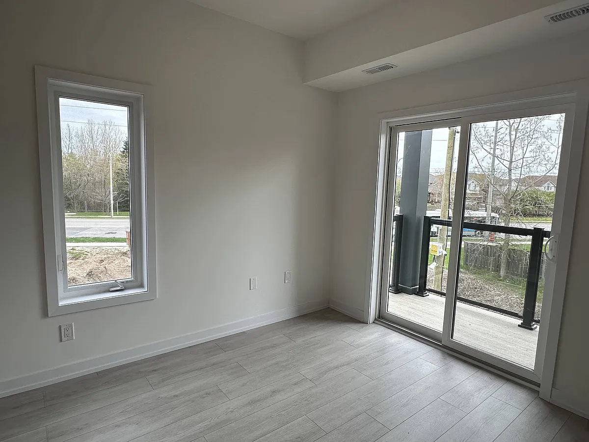 Building Photo - 42 Lowes Rd W #134