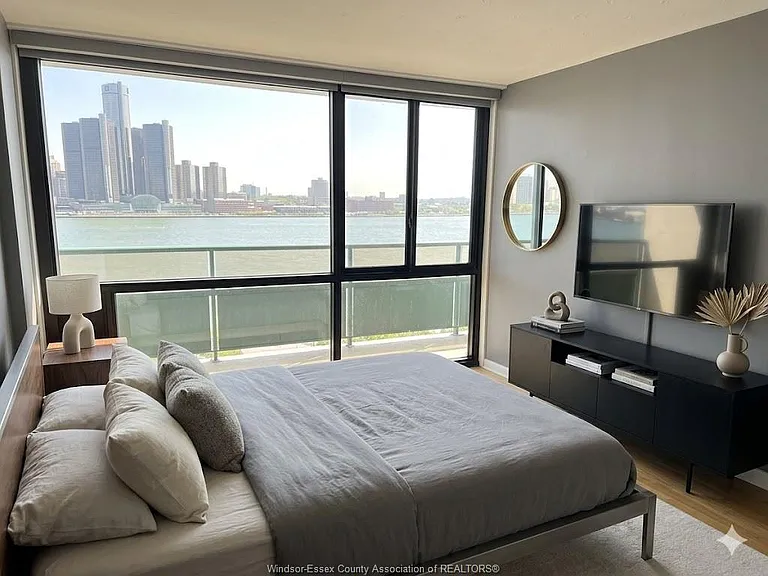 111 Riverside Dr E #1515 — Photo 8