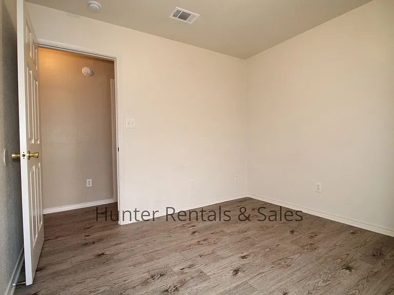 5006A John David Dr — Photo 22
