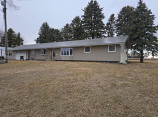 22525 Read Ave, Worthington, MN 56187