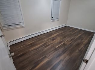 621 4th St FLOOR 1, Troy, NY 12180