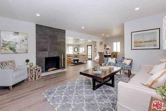 1st image of 6301 Babcock Ave