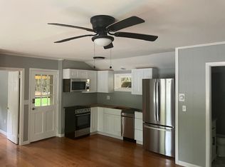 453 Glastonbury Tpke, Portland, CT 06480