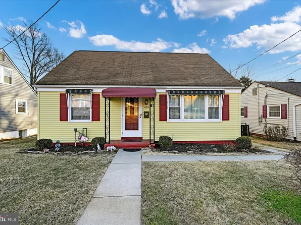 634 Longview Dr, Catonsville, MD 21228