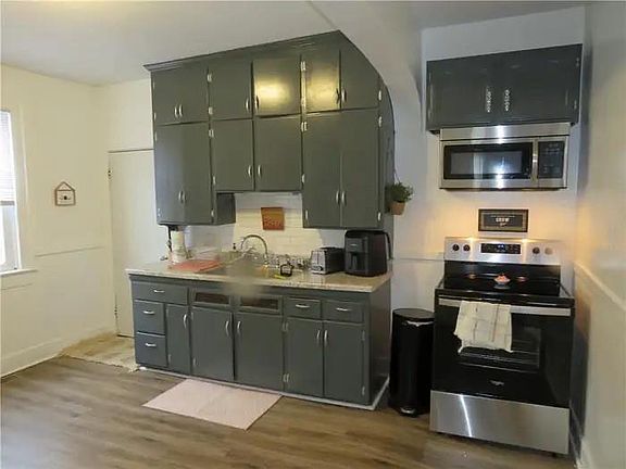 5th image of 433 Vine Street #3