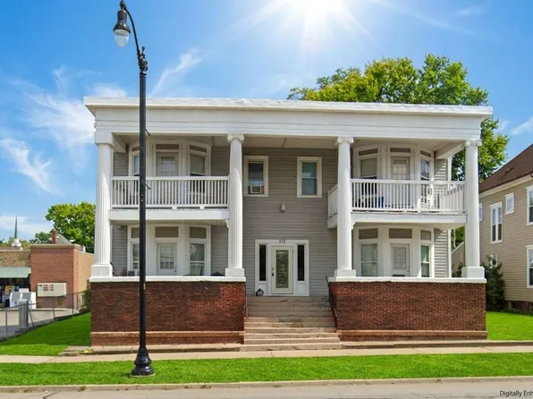 312 S Washington Street, 312 S Washington St #8, Crawfordsville, IN 47933