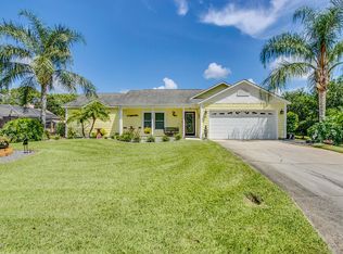 181 Hammock Rd SE, Palm Bay, FL 32909