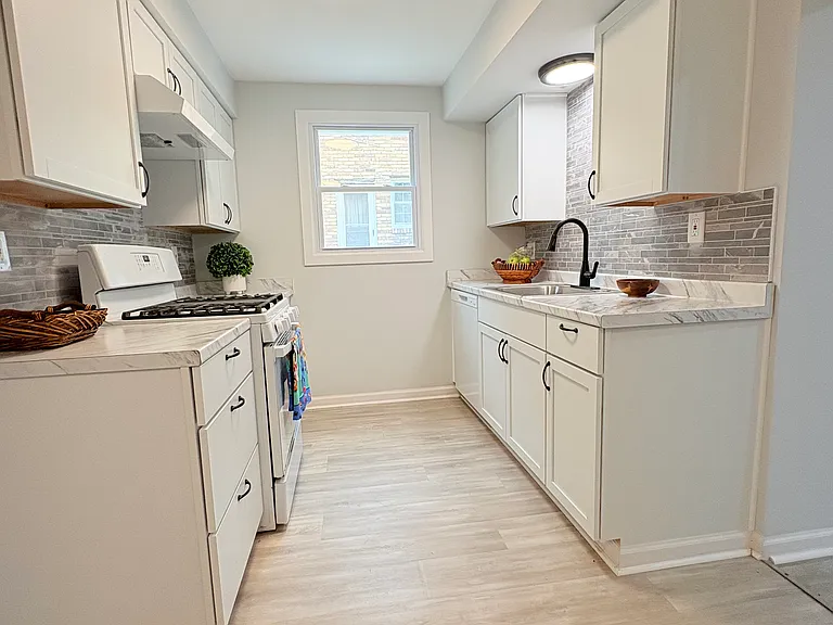 1139 Cedar Blvd — Photo 13
