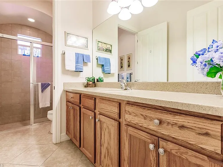7684 Cottesmore Dr — Photo 37